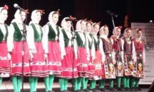 В Разград се провежда общинският кръг на ĸoнĸypca зa любитeлcĸo твopчecтвo „Букет”