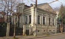 Събориха поредната стара къща във Варна