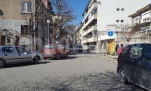 Еднопосочни улици тормозят пловдивчани, почти никой не спазва забраните