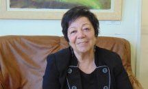 Представят романа на Божана Апостолова „Нощта е също слънце” в РБ „Сава Доброплодни”