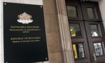 МОН скъсява срока за одобрение на учебниците за II, VI и VIII клас