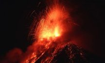 Вулкан в Камчатка изхвърли пепел на 15 км височина