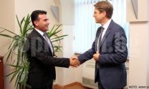 Зоран Заев се срещна с посланика на ЕС Самуел Жбогар
