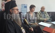 Митрополит Николай скъса декларация на обществено обсъждане в Куклен