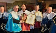 Хотелиери удостоиха с рицарско звание кмета на Обзор