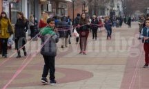 Мартеница за „Гинес“ разпънаха в Айтос