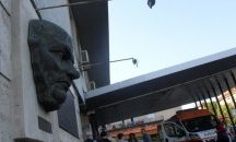 Транспортират в „Пирогов” детето, паднало от тераса в Бургас