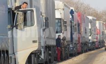 Задържаха трима нелегални мигранти в български ТИР на сръбско-хърватската граница