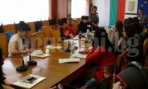 В Левски стартира програмата "Работилница за родители-да пораснем заедно"