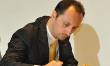 Гросмайстор Веселин Топалов ще проведе сеанс с малки плевенски шахматисти