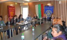 Обсъдиха правата и задълженията на младите родилки от ромски произход в Сливен
