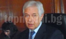 Съмнителни обществени поръчки и неефективност на летище София
