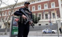 Турската полиция задържа ръководството на опозиционен вестник за връзки с ФЕТО