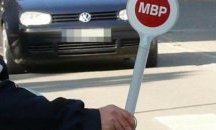 Затварят пътя за Новосел заради паднали дървета