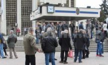 Работниците от Русенска корабостроителница излязоха на протест