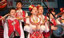 Над 1400 деца се надпяват на „Орфеево изворче“ в Стара Загора