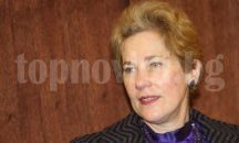 Външно министерство отне дипломатическия паспорт на Елена Поптодорова