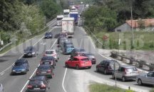 Ограничено е движението по Симитли-границата Гърция