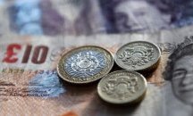 Наблюдава се поевтиняване на паунда след взрива в Манчестър