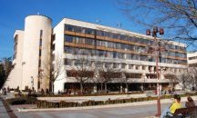 Увеличиха заплатите на общински служители