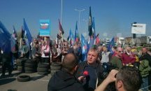 Патриотите спират нашествието на автобусите от Турция