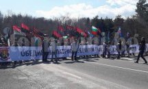 Патриотите спират нашествието на автобусите от Турция