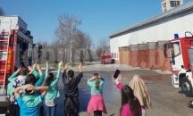 Младите полицаи от ОУ „Васил Априлов“ в Русе искат вече да бъдат и пожарникари