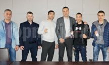 Трима бургаски бойци показаха медалите си от световното по муай тай