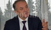 Напрегната обстановка сред изселниците в Бурса заради проблеми с попълването на декларациите