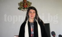 Ученици участваха в симулативен съдебен процес в районния съд в Елена