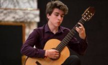 Лауреатите Никола Монтела и Георги Димитров изнасят концерт на шуменска сцена