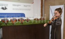 Изложение за лютиерско изкуство се провежда в Казанлък