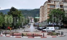 Пръскат срещу кърлежи в Петричко