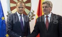 Доналд Туск започна разговорите с македонския президент в Скопие