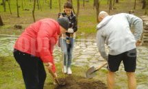 Млади ентусиасти направиха днес София по-зелена