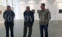Млад автор със самостоятелна изложба