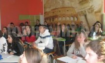 Споделено работно място въведе училище в Търговище