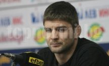 Иво Ангелов отново с пояса на "Никола Петров", Новачков за първи път с "Дан Колов"