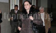 Съдът даде ход на делото срещу акушерката Емилия Ковачева
