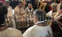 Митрополит Киприан „уми” нозете на вярващи в Стара Загора