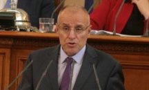 Димитър Радев внесе отчета на БНБ за 2016-та в парламента