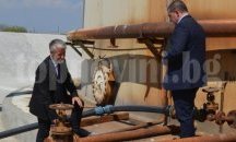Прехвърлиха в здрав резервоар опасните фракции в „Полимери“