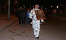 Митрополит Наум слага край на обикалянето на църквите на Великден