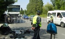 ТИР се преобърна на магистрала „Тракия“ край Карнобат