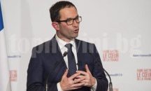 Макрон получи подкрепа от кандидата на социалистите