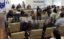 Младежки дебат дискутира плана "Юнкер" в Русенския университет