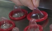 В Индия отвори врати първият магазин за безплатни презервативи