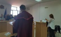 Цар Киро на прегледи във Франция, отложиха делото срещу него