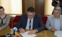 В Шумен работодатели и синдкати подписаха колективния трудов договор за образованието