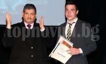 Мануил Касабов получи голямата награда на конкурса на „Алеф” в Бургас